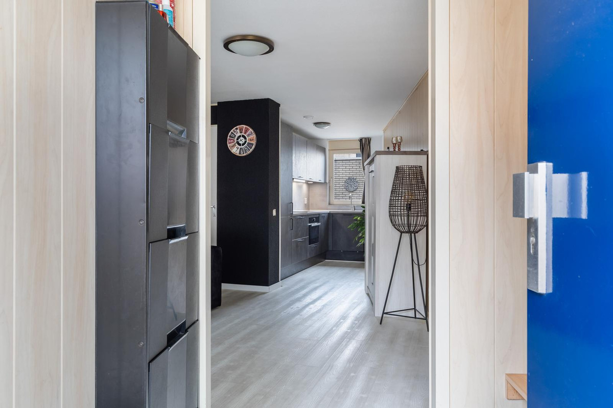 Appartement te koop: De Velden 220, Schiedam