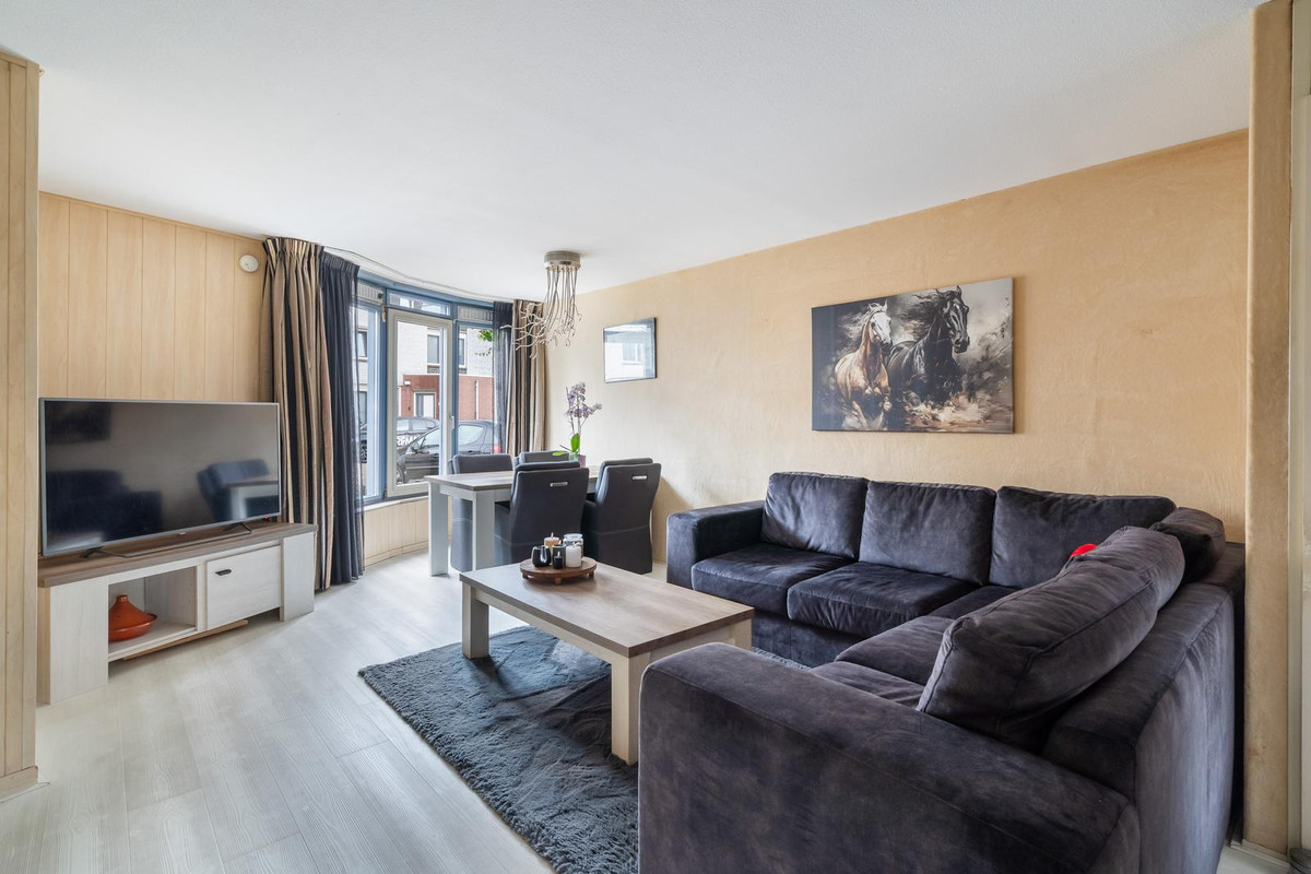 Appartement te koop: De Velden 220, Schiedam