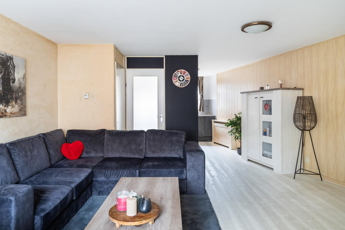 Appartement te koop: De Velden 220, Schiedam