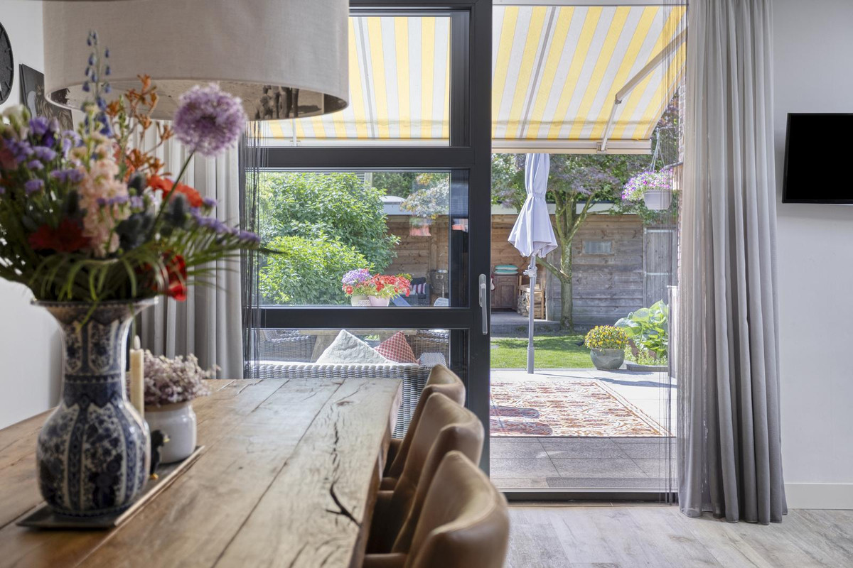 Twee-onder-één-kap te koop: Gronausestraat 74, Enschede