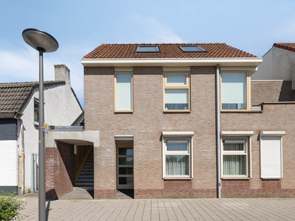 Dorpsstraat 182