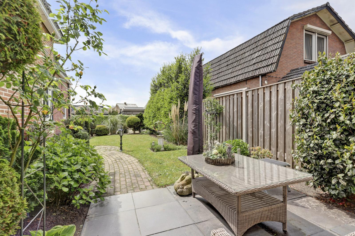 Vrijstaande woning te koop: Hexelseweg 8, Wierden