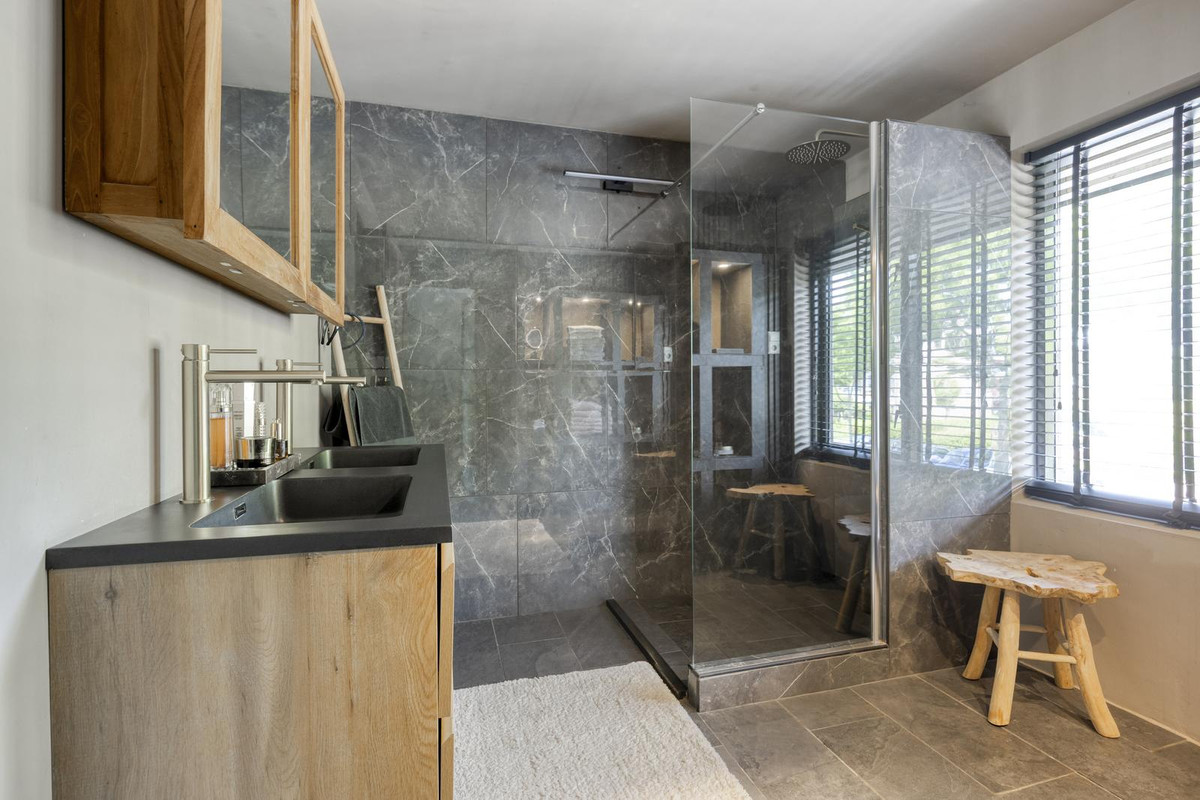 Tussenwoning te koop: Oudlaan 28, Naaldwijk
