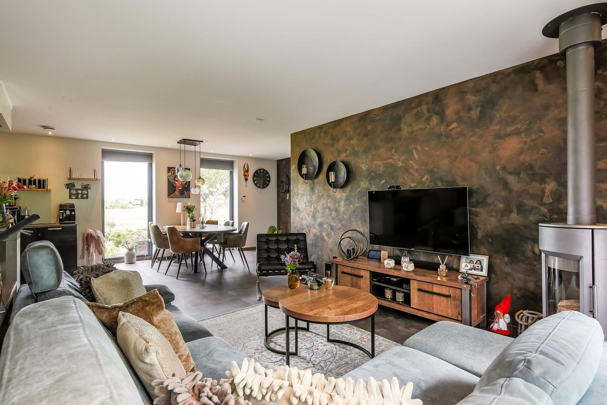 Vrijstaande woning te koop: Amaroqweg 87, Almere