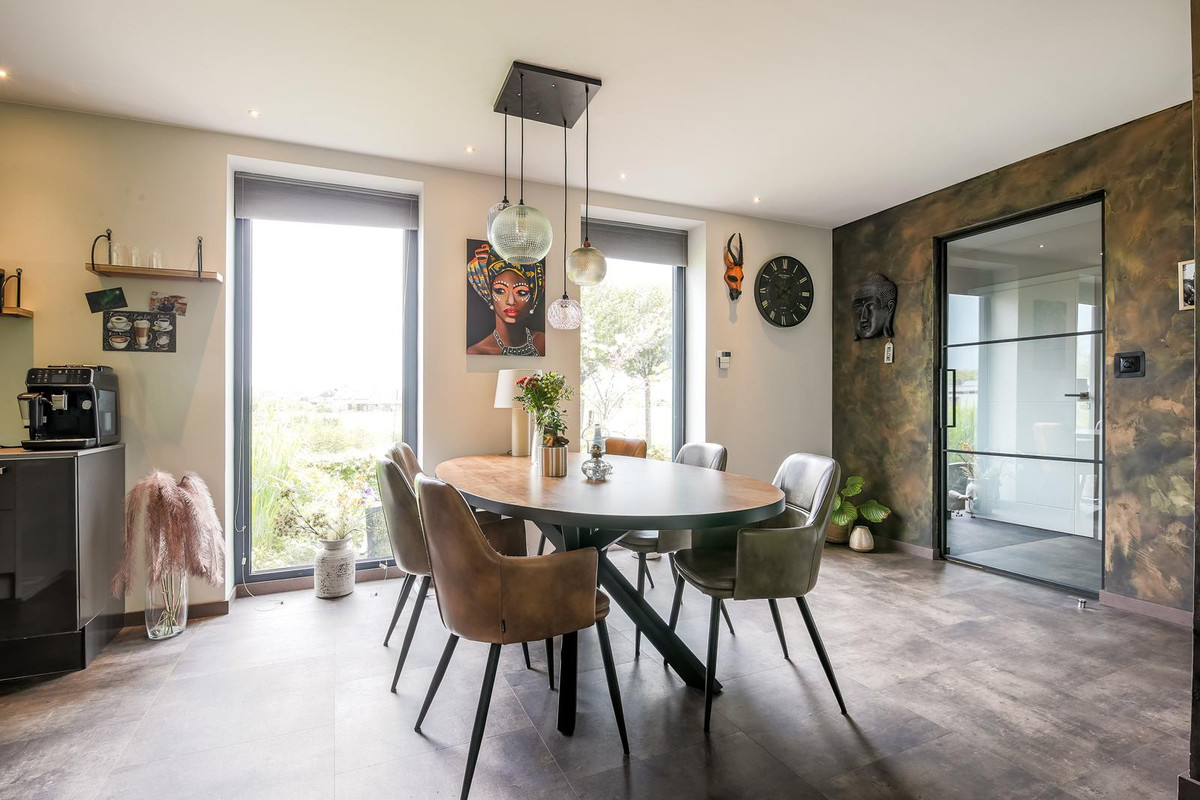 Vrijstaande woning te koop: Amaroqweg 87, Almere