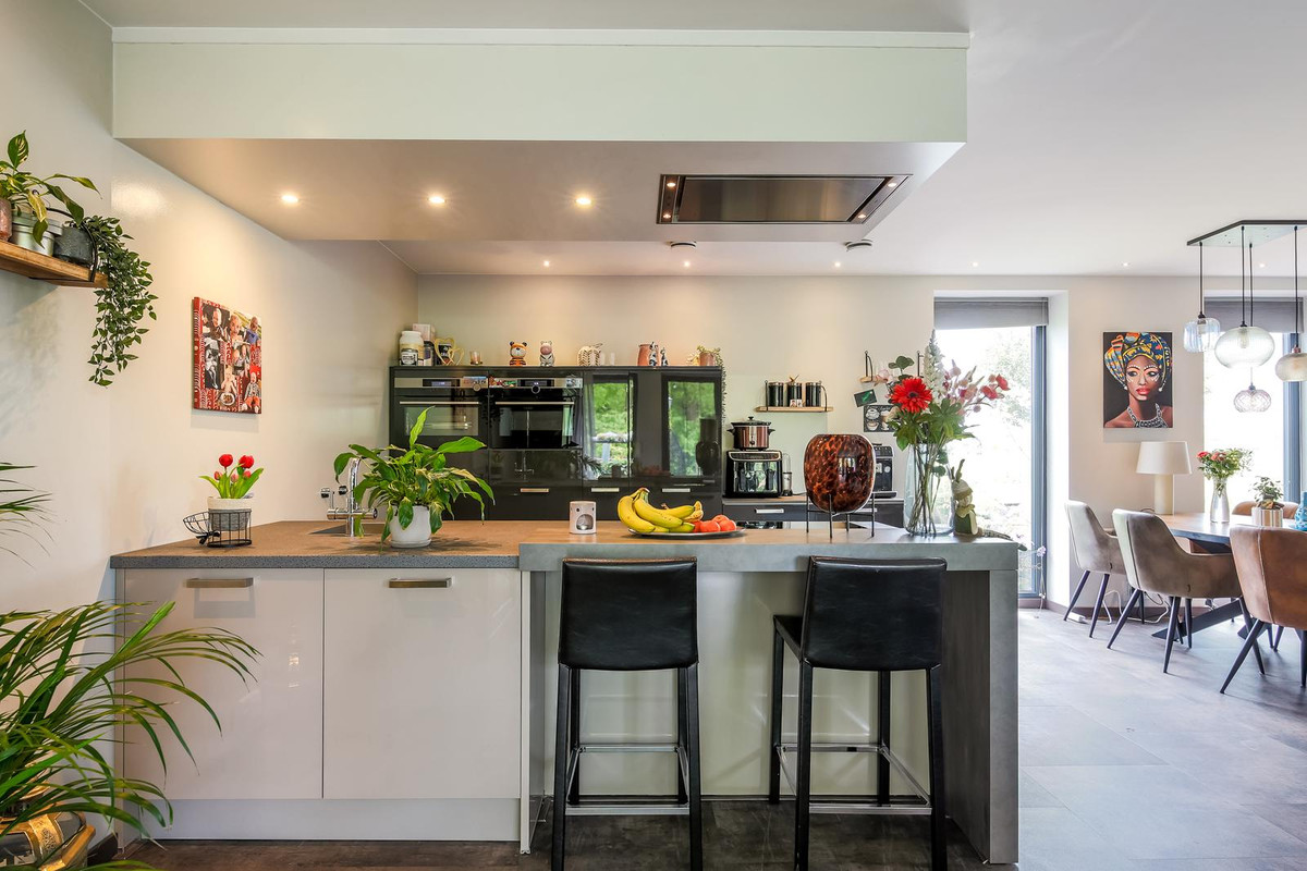 Vrijstaande woning te koop: Amaroqweg 87, Almere