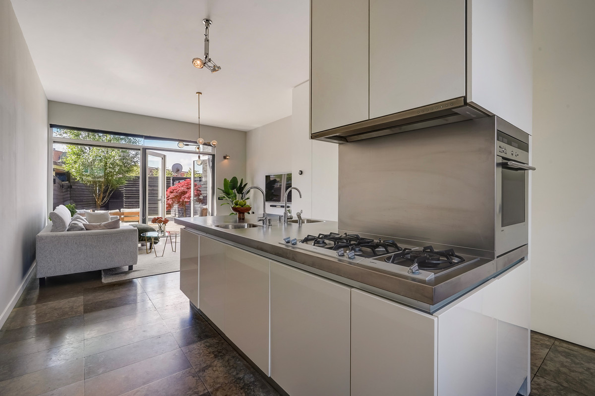 Tussenwoning te koop: Laan van Wateringse Veld 1571, 'S-Gravenhage