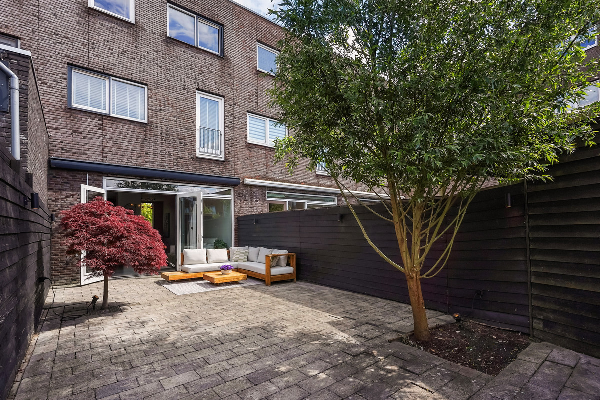 Tussenwoning te koop: Laan van Wateringse Veld 1571, 'S-Gravenhage