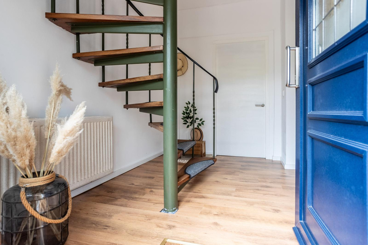 Hoekwoning te koop: Floralaan 9, Lent