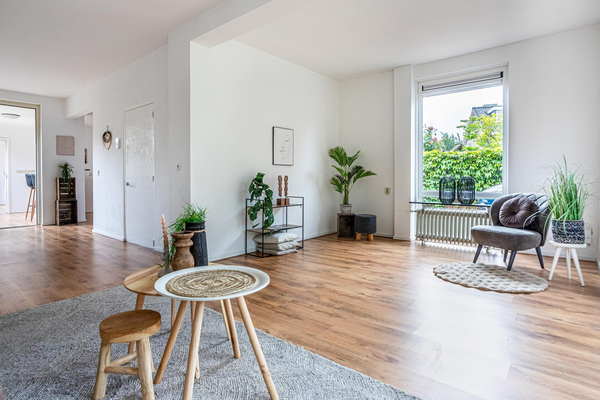 Hoekwoning te koop: Floralaan 9, Lent