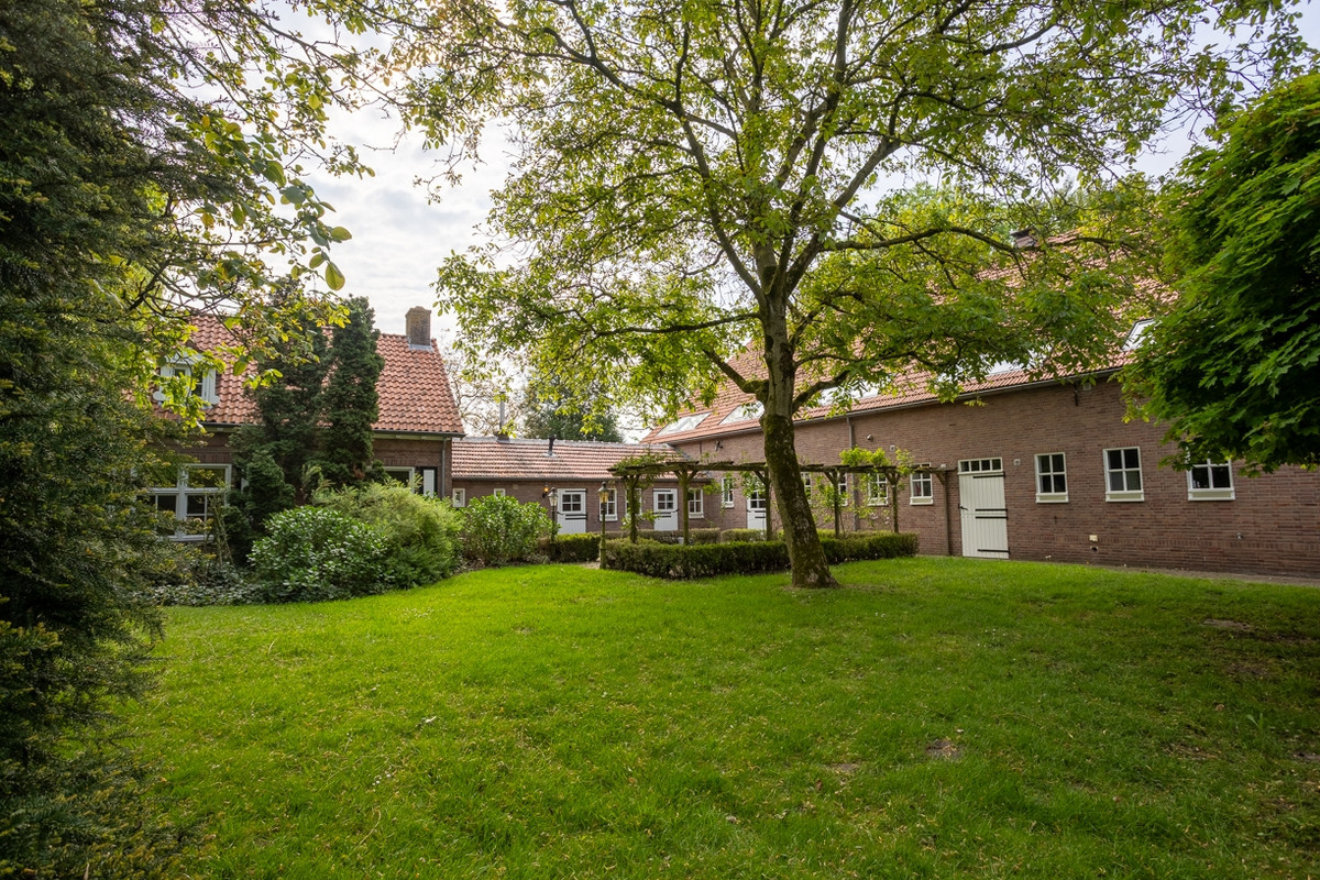 Woning te koop: Weststraat 2, Wouwse Plantage