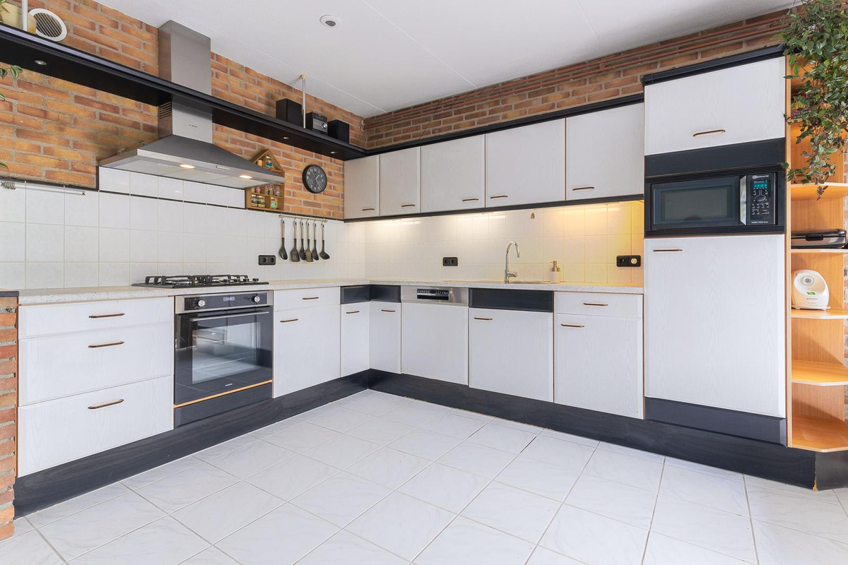 Tussenwoning te koop: Cornelis Haringhuizenlaan 22B, Midwoud