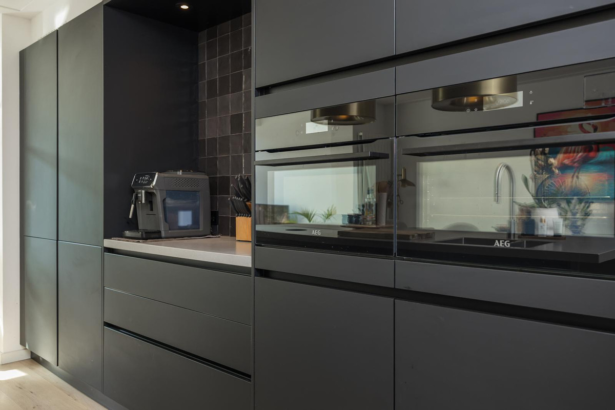 Tussenwoning te koop: Henri Didonweg 74, Hoofddorp