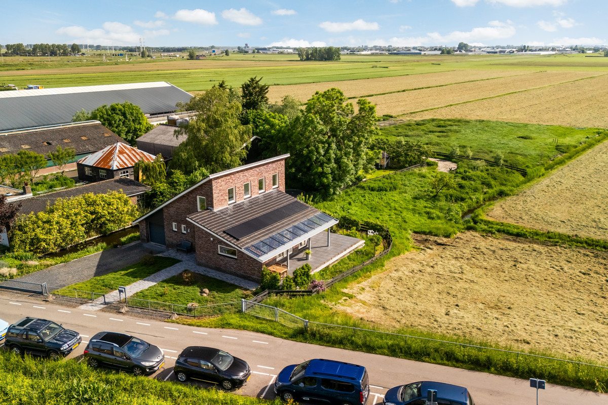 Vrijstaande woning te koop: Veenderdijk 3A, Rijpwetering
