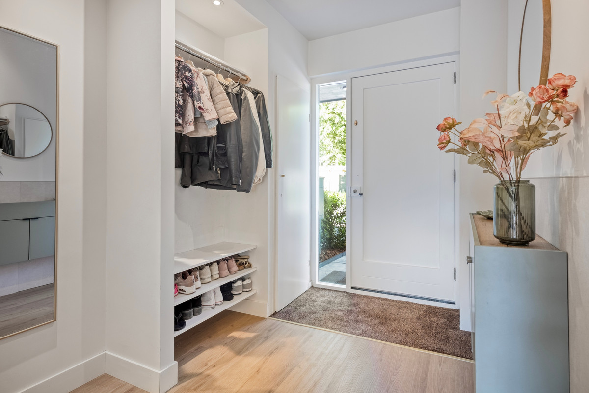 Tussenwoning te koop: Hofsingel 9, Maasland