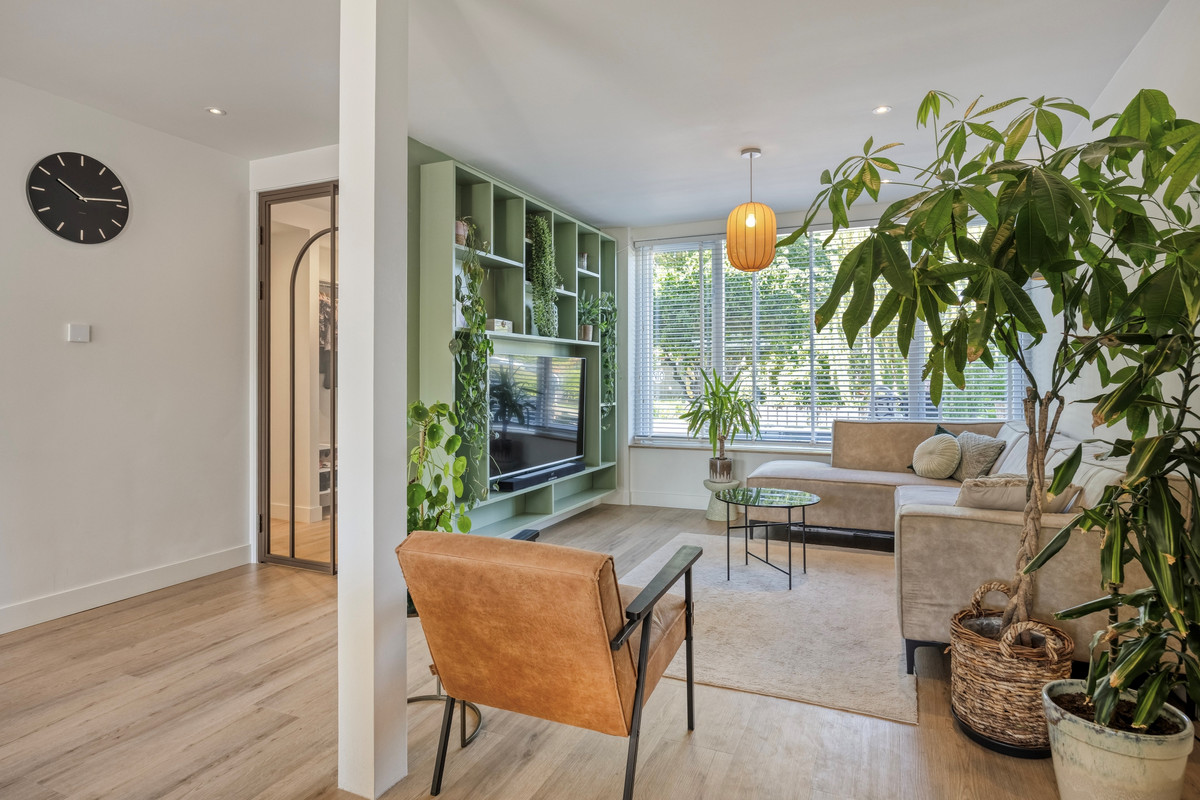 Tussenwoning te koop: Hofsingel 9, Maasland