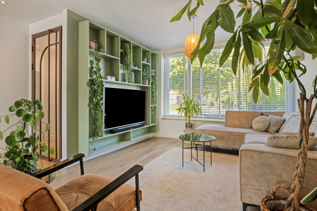 Tussenwoning te koop: Hofsingel 9, Maasland