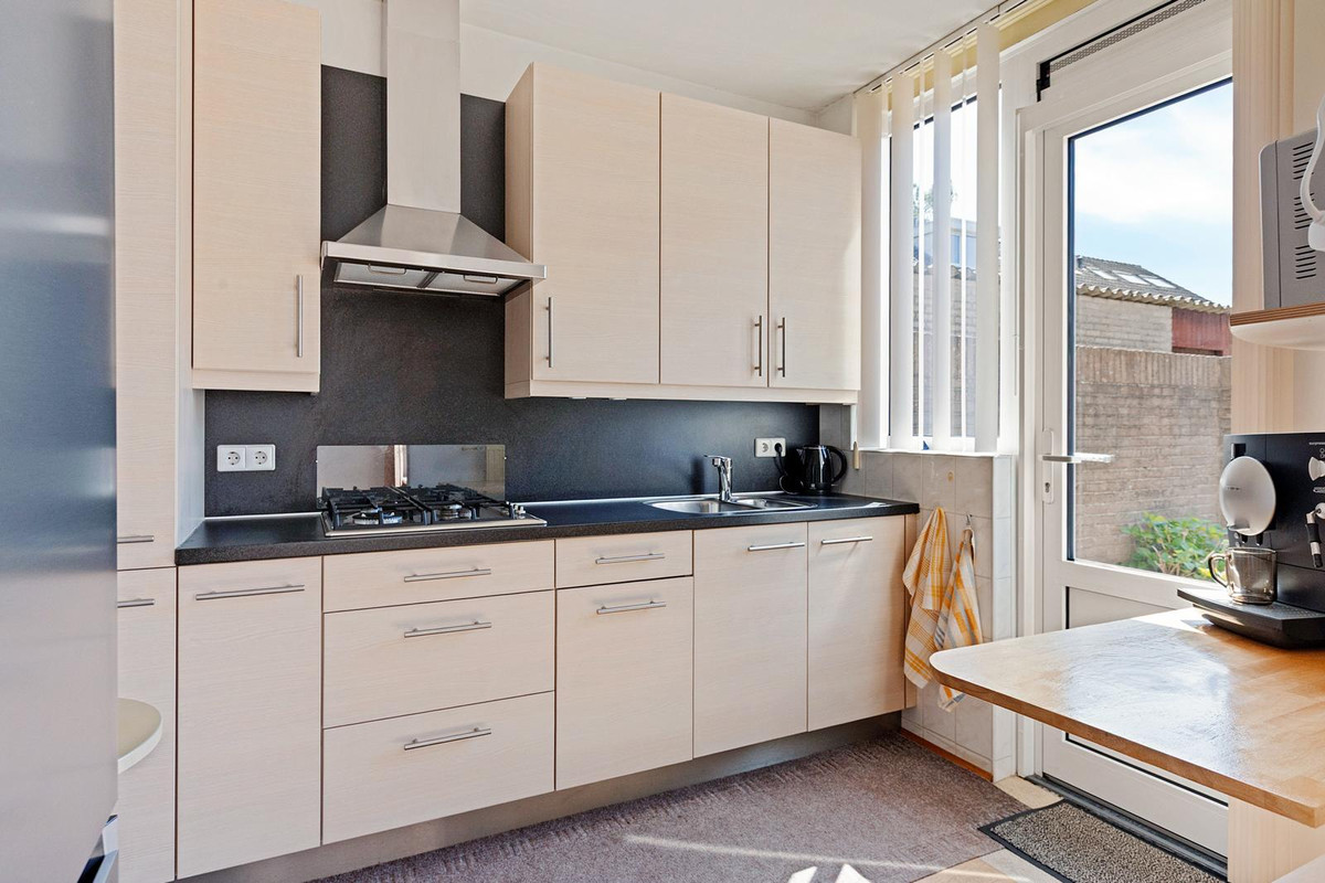 Hoekwoning te koop: Liesbergstraat 24, Eindhoven