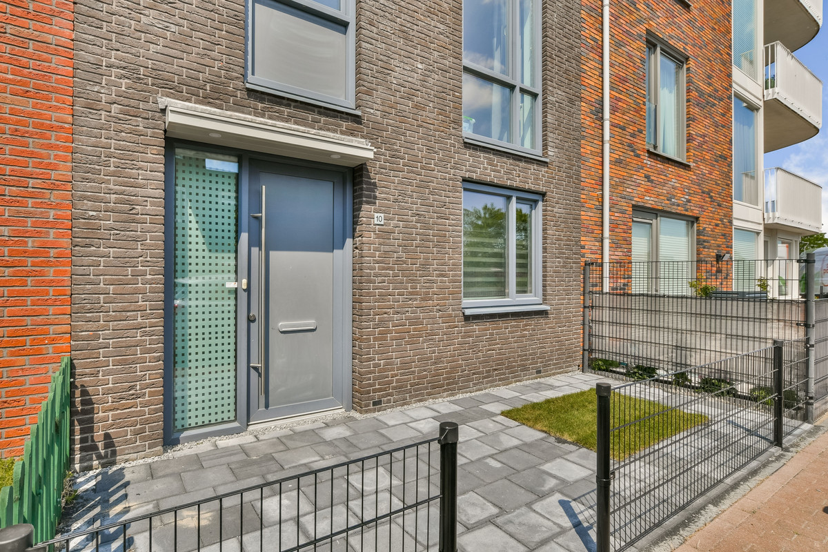 Tussenwoning te koop: Scandinaviëhof 10, Almere
