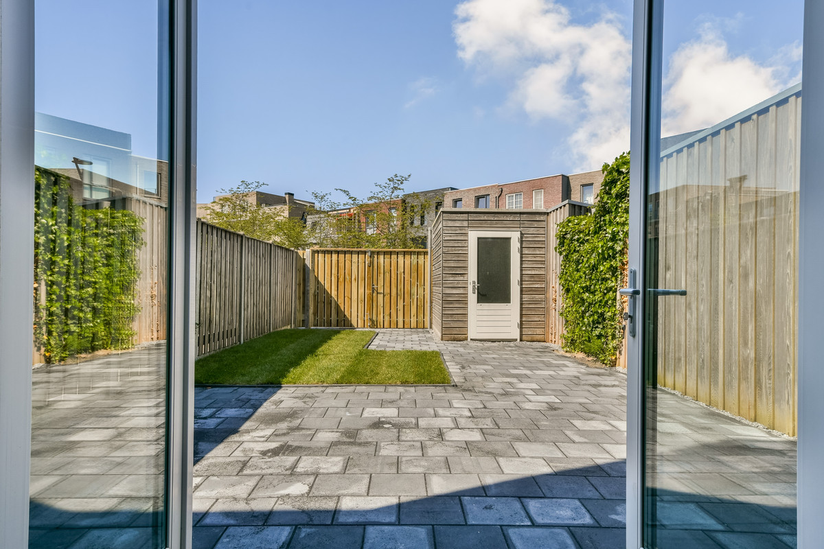 Tussenwoning te koop: Scandinaviëhof 10, Almere