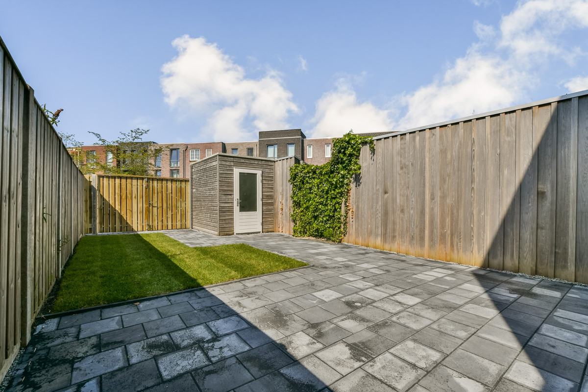 Tussenwoning te koop: Scandinaviëhof 10, Almere