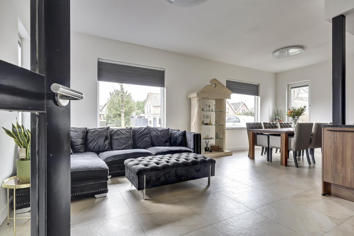 Vrijstaande woning te koop: Pascalweg 124, Rotterdam