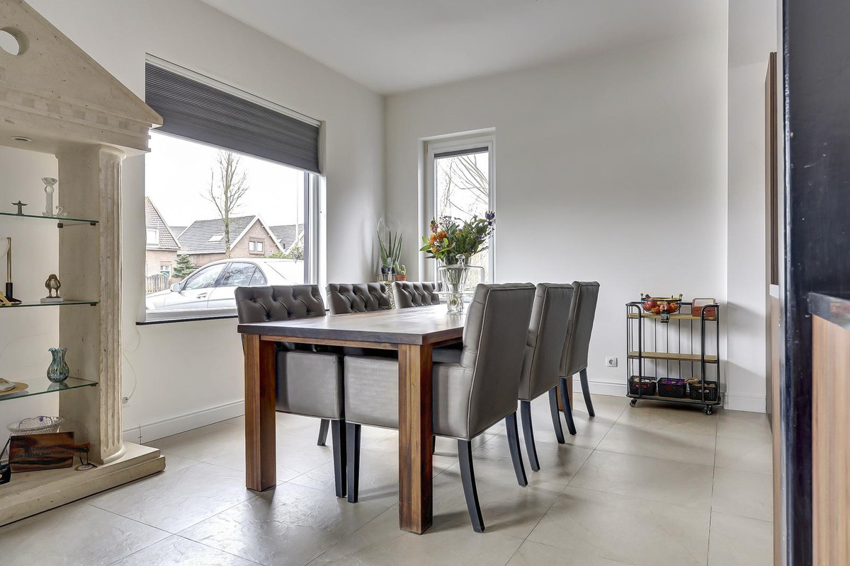 Vrijstaande woning te koop: Pascalweg 124, Rotterdam