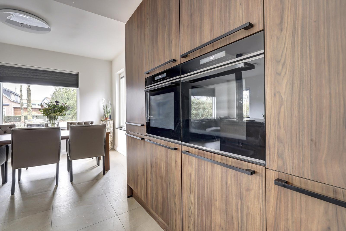Vrijstaande woning te koop: Pascalweg 124, Rotterdam