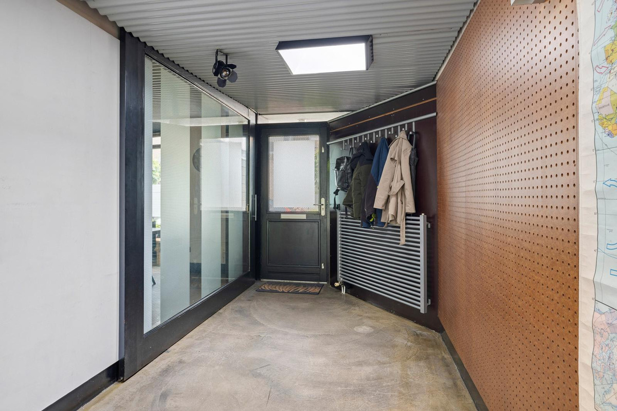 Twee-onder-één-kap te koop: Abt van de Venstraat 28, Heeswijk-Dinther