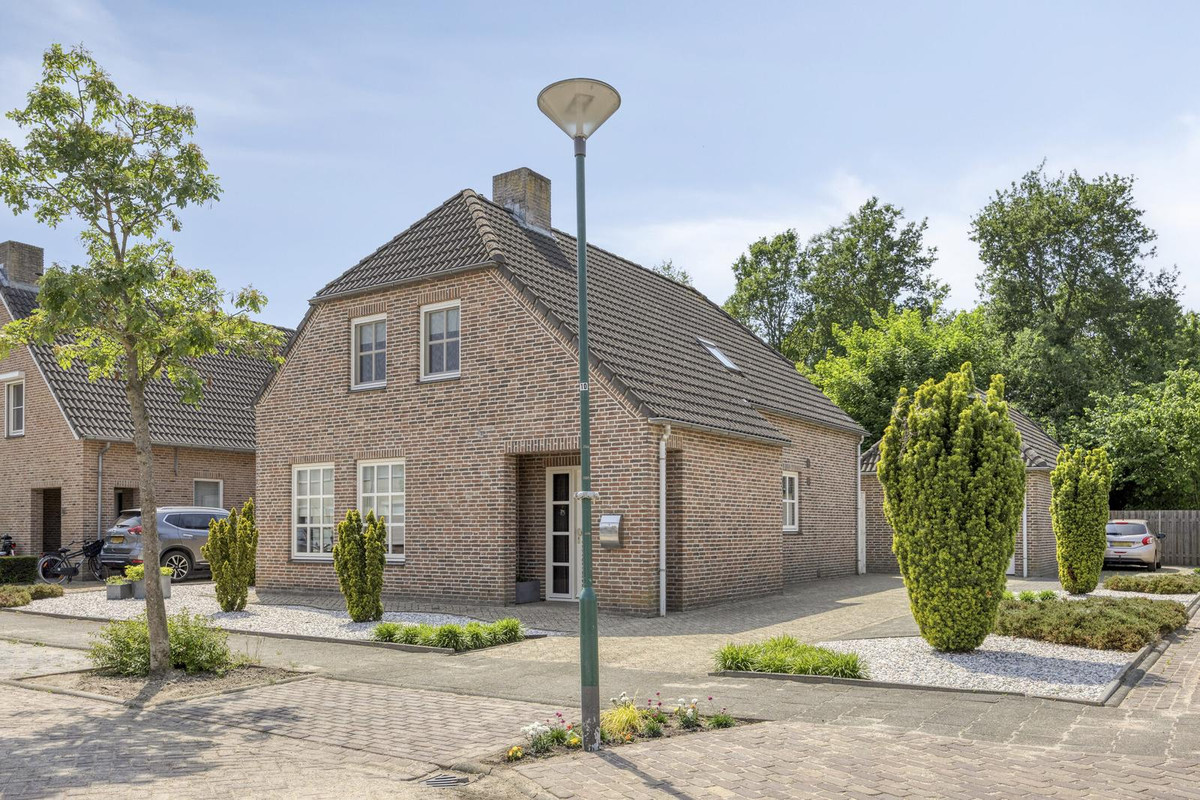 Vrijstaande woning te koop: Willem-Alexanderstraat 31, Nistelrode