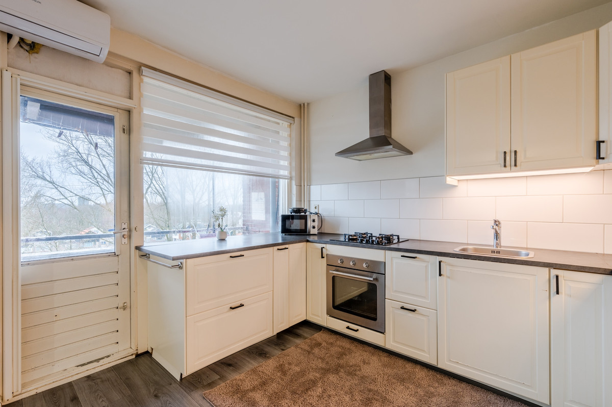 Appartement te koop: Fluitekruidweg 97, Zaandam
