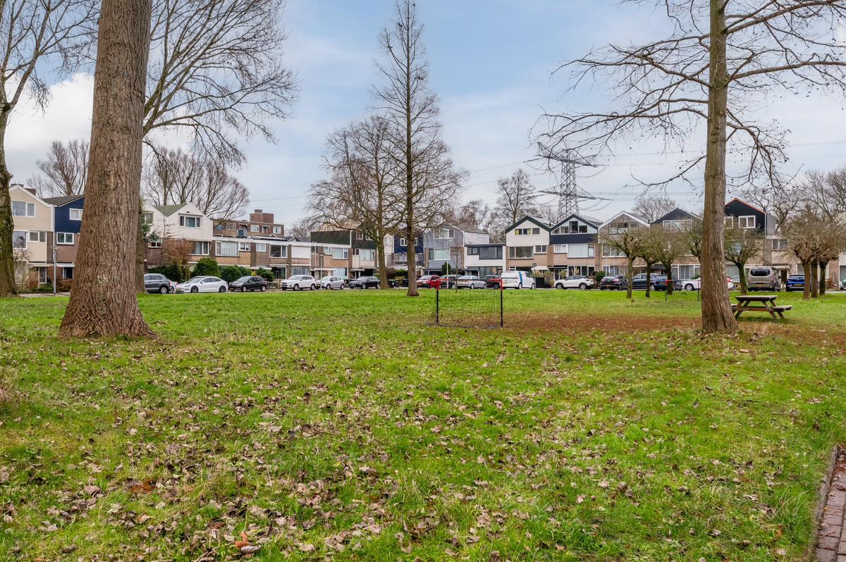 Appartement te koop: Fluitekruidweg 97, Zaandam