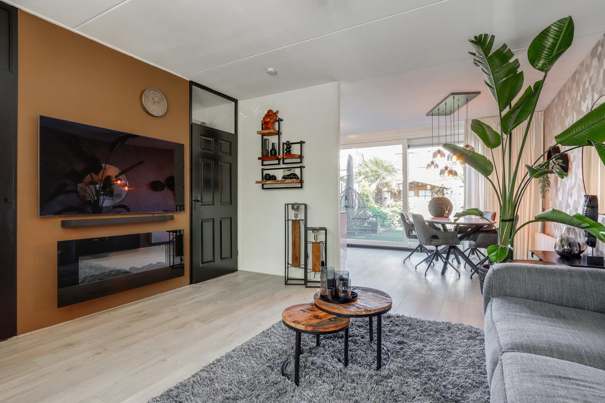 Tussenwoning te koop: Skagerrak 107, Hoofddorp