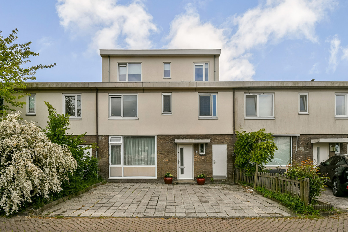 Tussenwoning te koop: Cornelis Roobolstraat 18, Amsterdam