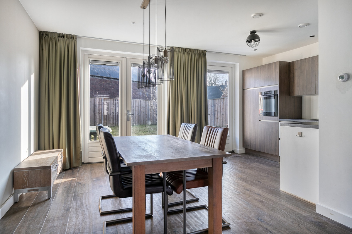 Tussenwoning te koop: Toon Van Den Bornestraat 6, Hooge Mierde