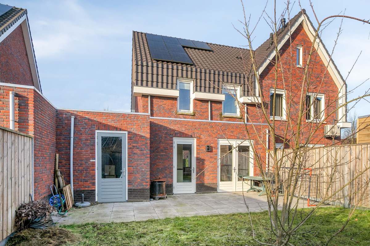 Tussenwoning te koop: Toon Van Den Bornestraat 6, Hooge Mierde