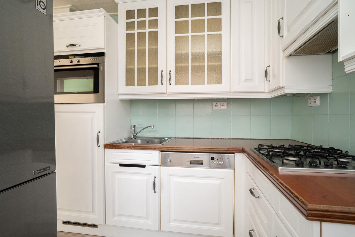Tussenwoning te koop: Johan Wijnoltsstraat 151, Enschede