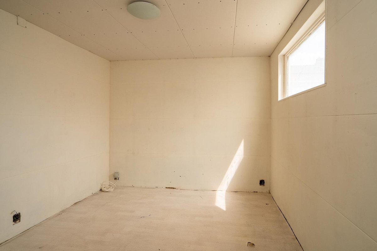 Tussenwoning te koop: Johan Wijnoltsstraat 151, Enschede