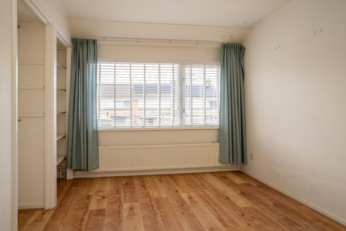 Tussenwoning te koop: Johan Wijnoltsstraat 151, Enschede