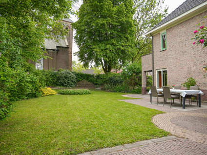 Cornelis Verheuvelstraat 4