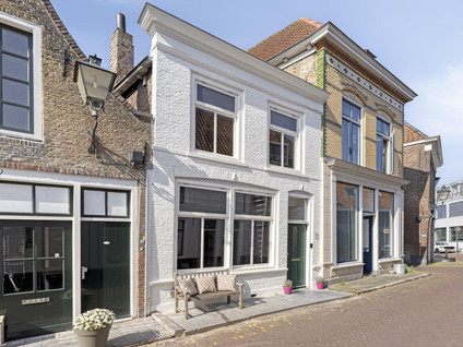 Sint Domusstraat 4