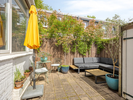 J.J.A. Goeverneurstraat 2
