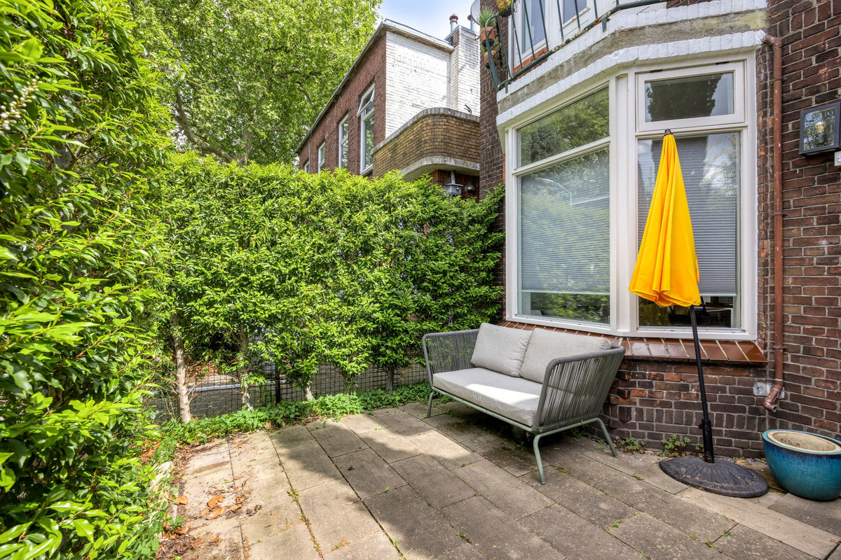 Vrijstaande woning te koop: J.J.A. Goeverneurstraat 2, Dordrecht