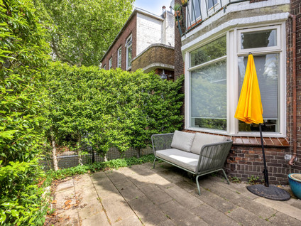 J.J.A. Goeverneurstraat 2