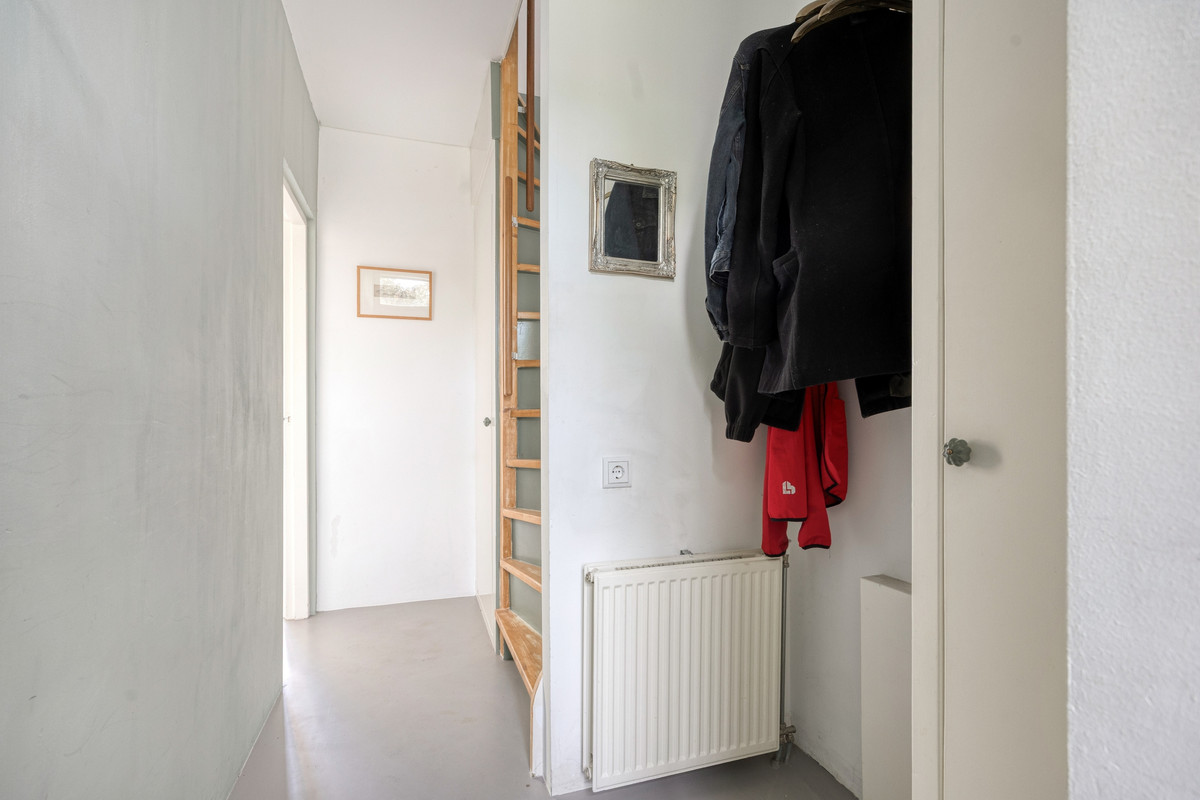 Vrijstaande woning te koop: J.J.A. Goeverneurstraat 2, Dordrecht