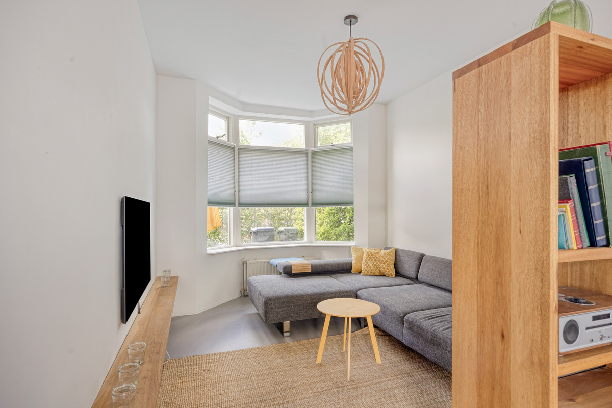 Vrijstaande woning te koop: J.J.A. Goeverneurstraat 2, Dordrecht