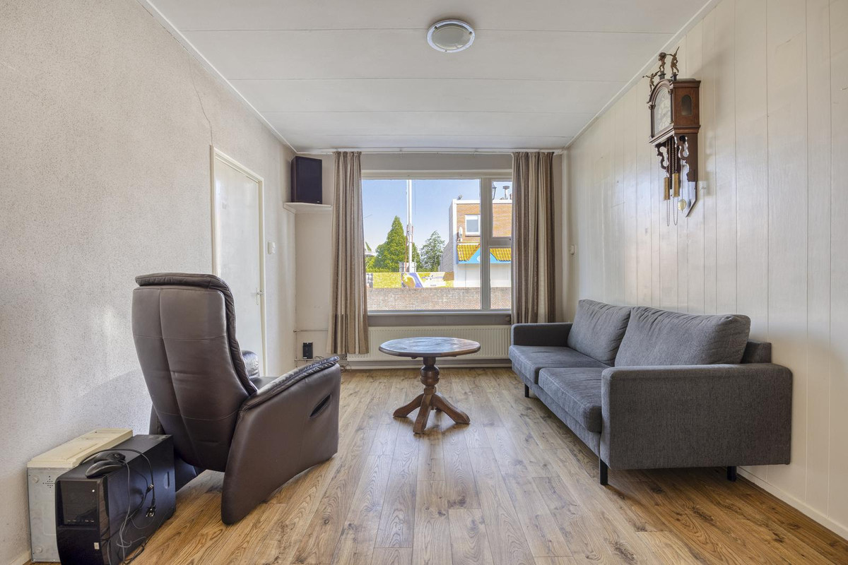 Tussenwoning te koop: Hendrik Westerstraat 109, Oude Pekela