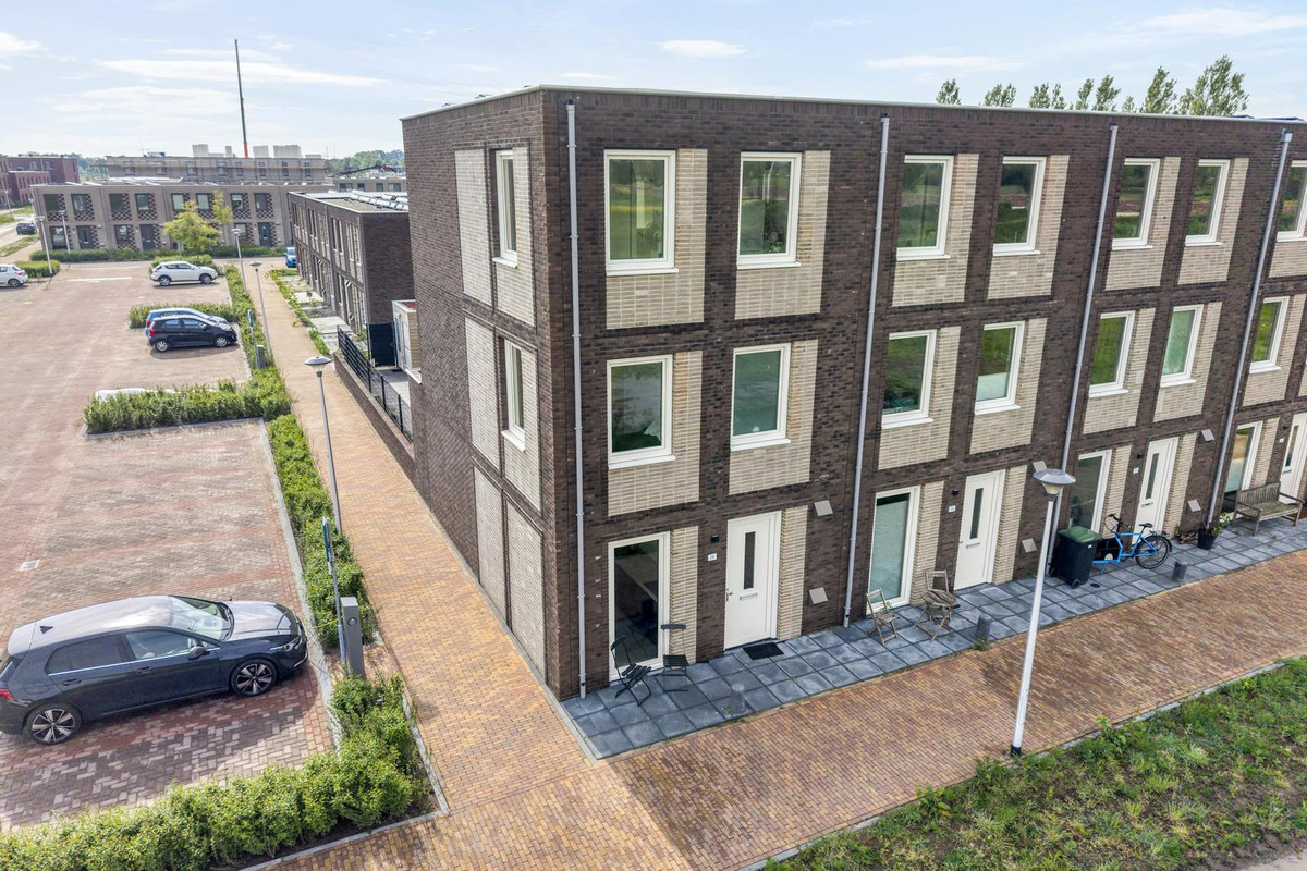 Hoekwoning te koop: Hassedinkpad 28, Zwolle