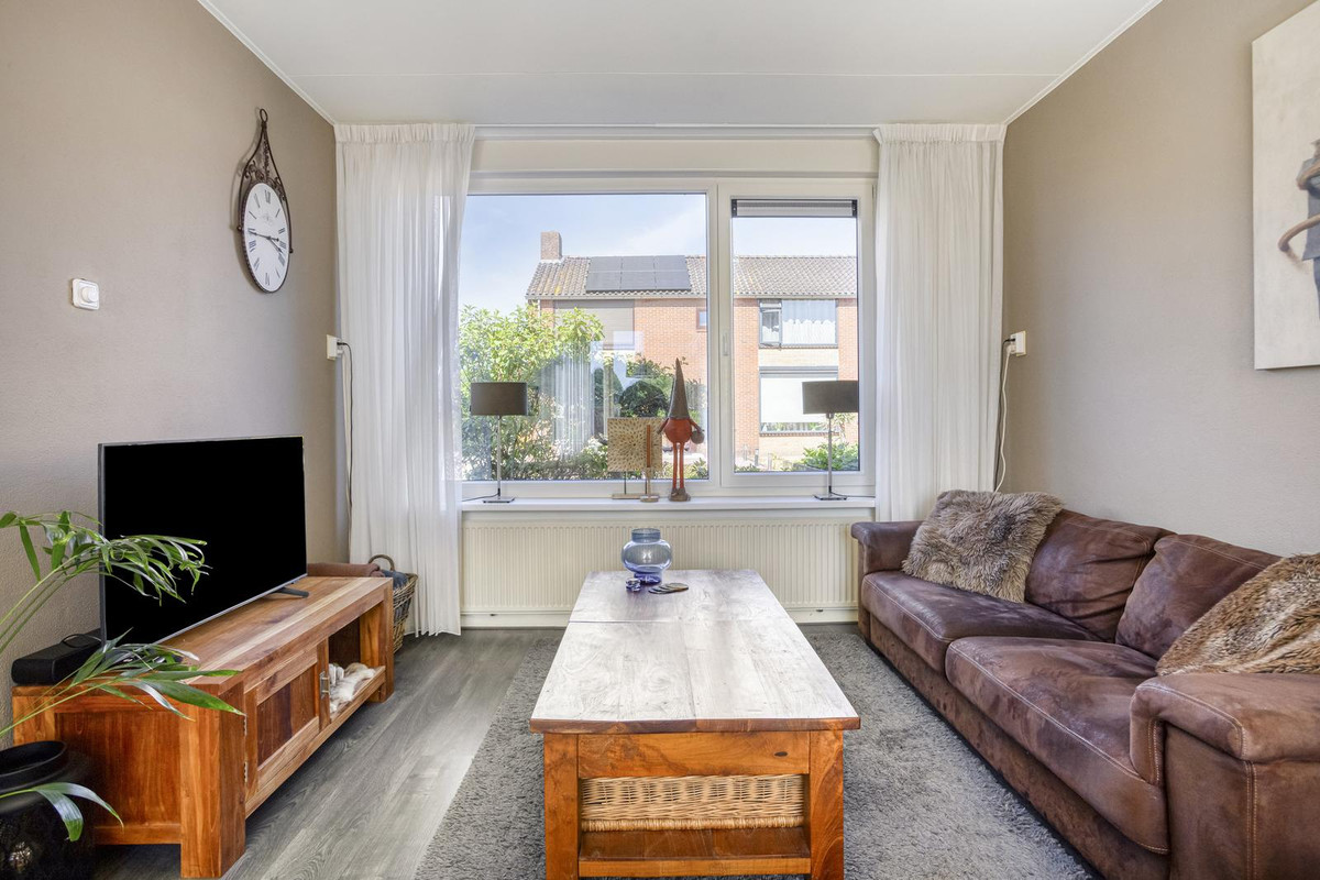 Hoekwoning te koop: Graaf Adolfstraat 17, Oude Pekela