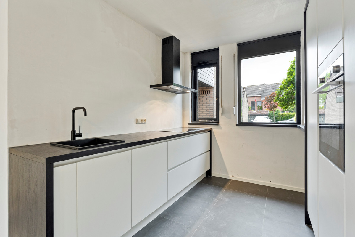 Tussenwoning te koop: Beekberg 73, Hardenberg